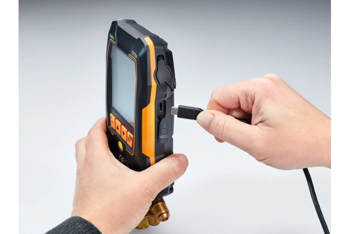 testo 570s Smart Vacuum Kit - Smart digital manifold with wireless vacuum and clamp temperature probes (2024 Model) 5 testo 570s Smart Vacuum Kit - Smart digital manifold with wireless vacuum and clamp temperature probes (2024 Model)