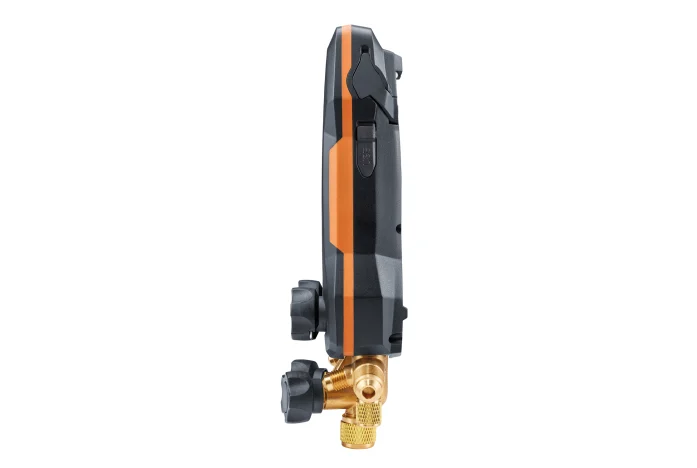 testo 570s - Digital manifold with 4-way valve block, Bluetooth and intelligent error analysis (2024 Model)
