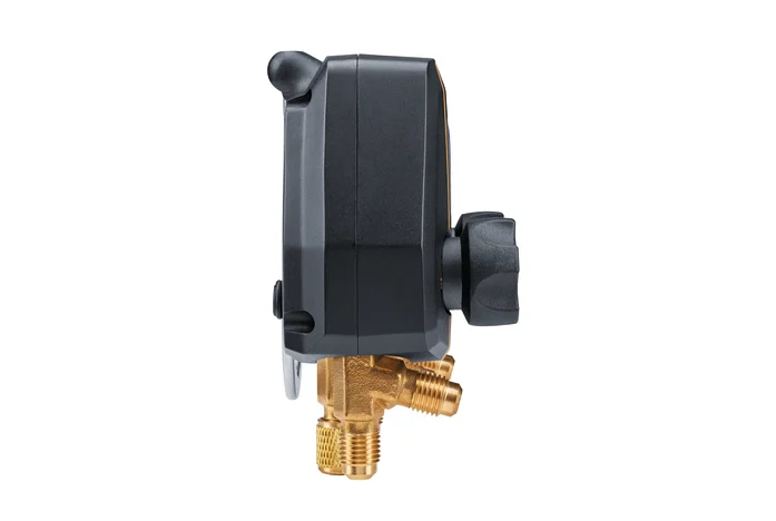 testo 550i - App-controlled digital manifold with Bluetooth and 2-way valve block 8 testo 550i - App-controlled digital manifold with Bluetooth and 2-way valve block