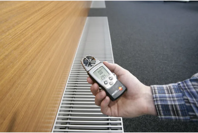 testo 410-2 - Vane anemometer with humidity measurement