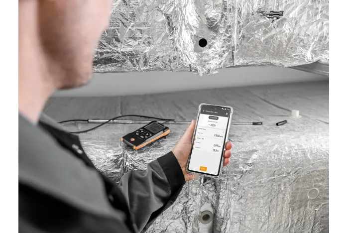 testo 425 - Digital hot wire anemometer with App connection
