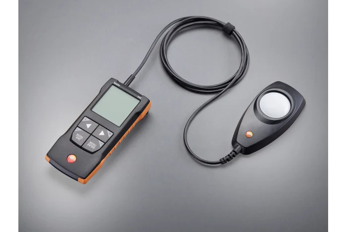 testo 545 - Digital Lux meter with App connection