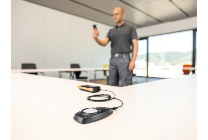 testo 545 - Digital Lux meter with App connection