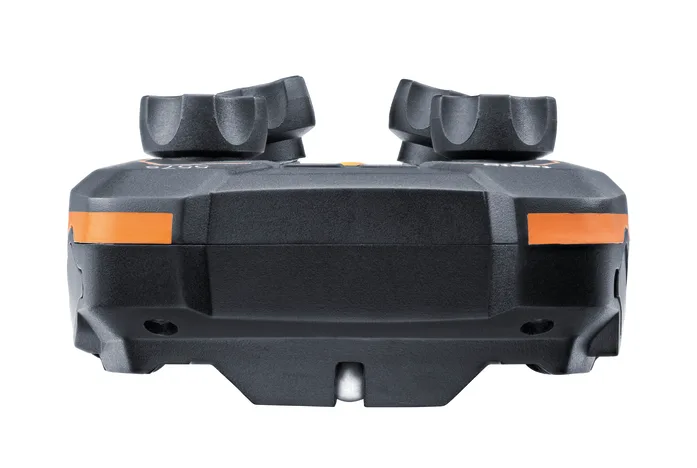 testo 557s - Smart digital manifold with Bluetooth and 4-way valve block 10 testo 557s - Smart digital manifold with Bluetooth and 4-way valve block