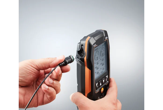 testo 550s - Smart digital manifold with Bluetooth and 2-way valve block 8 testo 550s - Smart digital manifold with Bluetooth and 2-way valve block